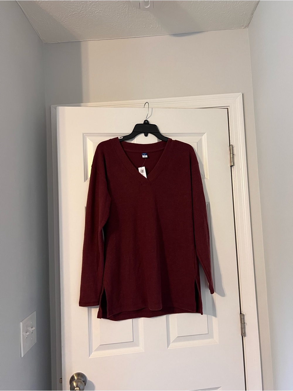 Old Navy Long-Sleeve Plush Tee  XS TALL Burgundy NWT